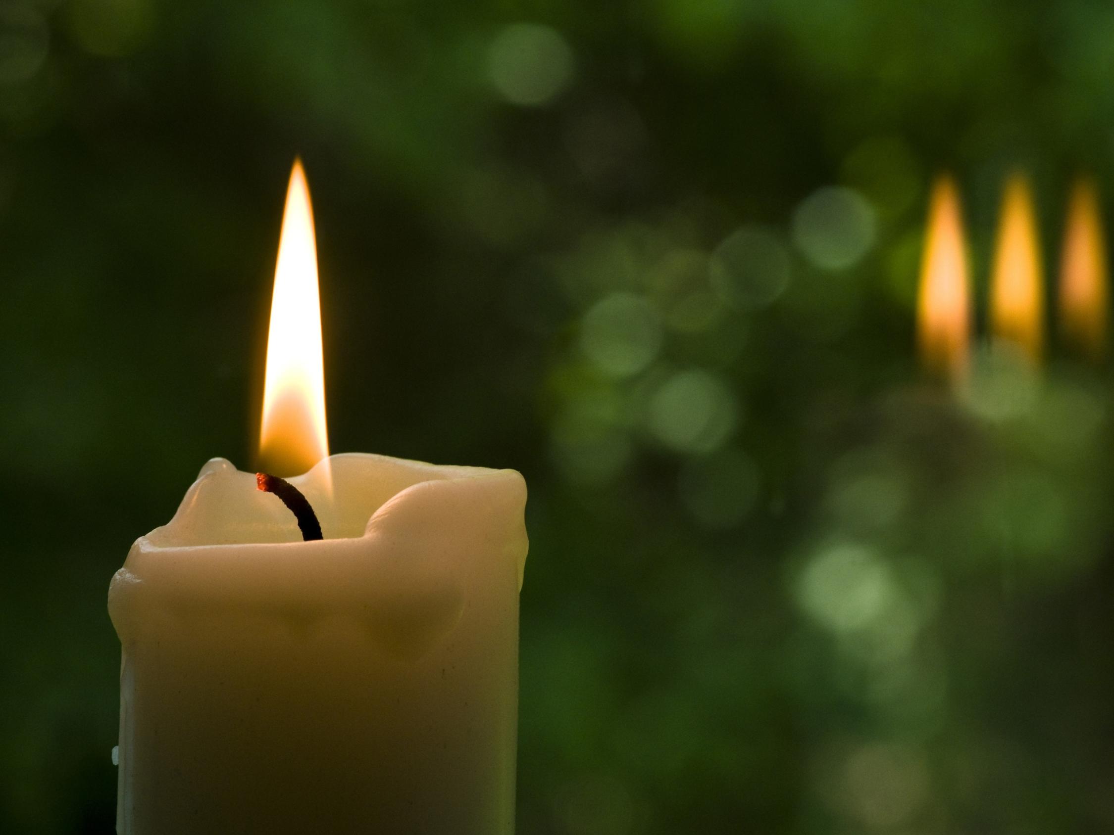 candle-3506164_by_danielwanke_cc0-gemeinfrei_pixabay_pfarrbriefservice