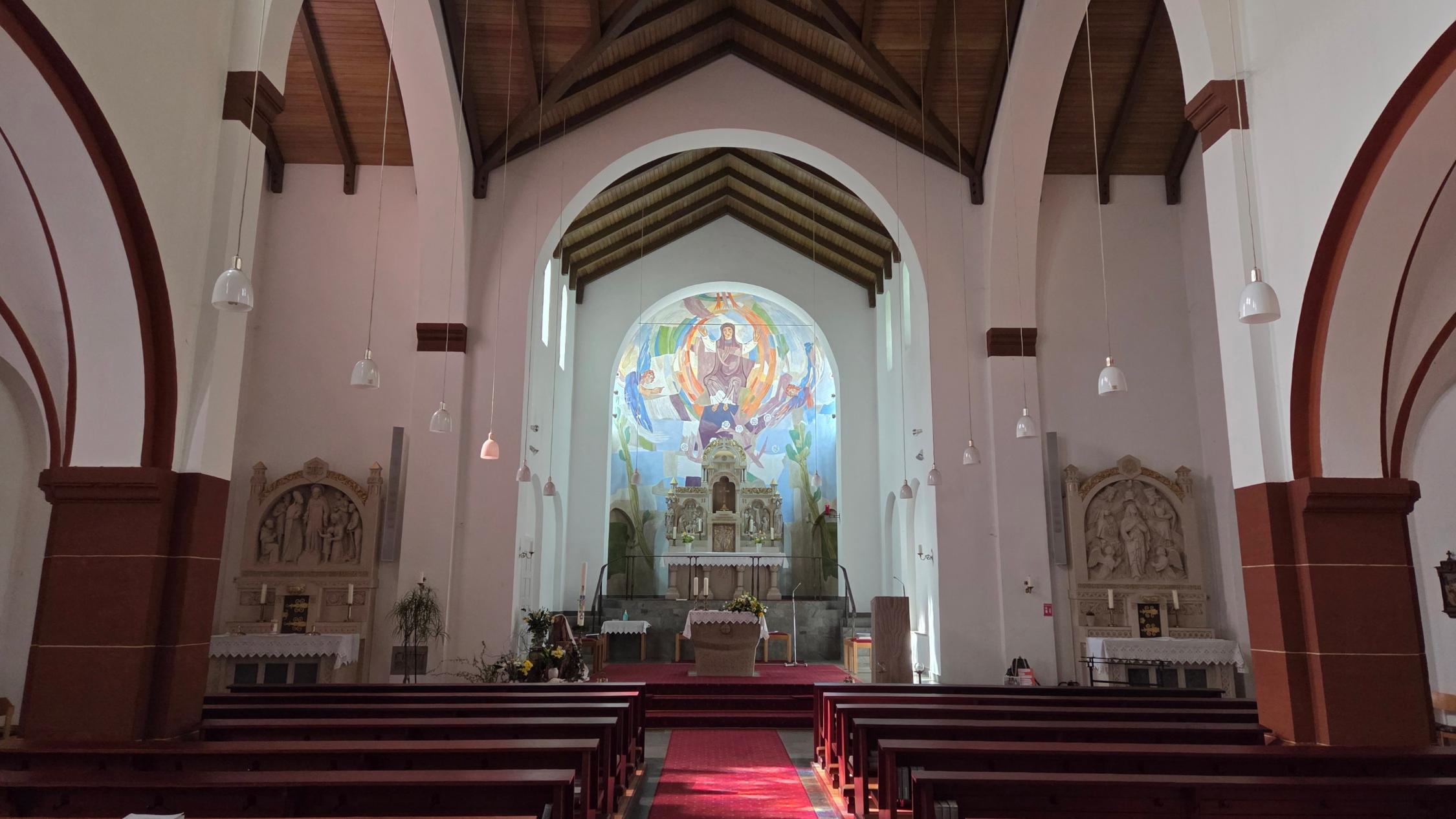 Sankt Mariä Himmelfahrt - der Altarraum