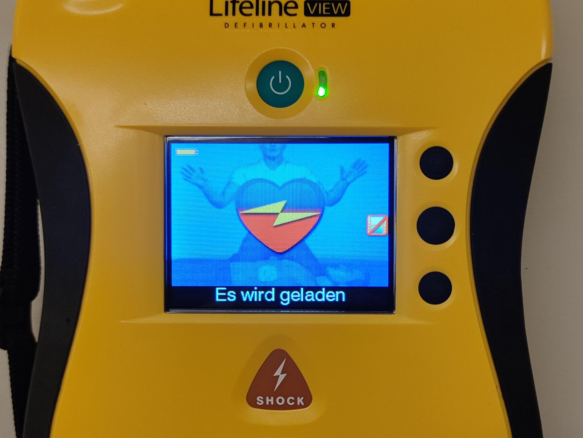 Defibrillator im Demonstrationsmodus