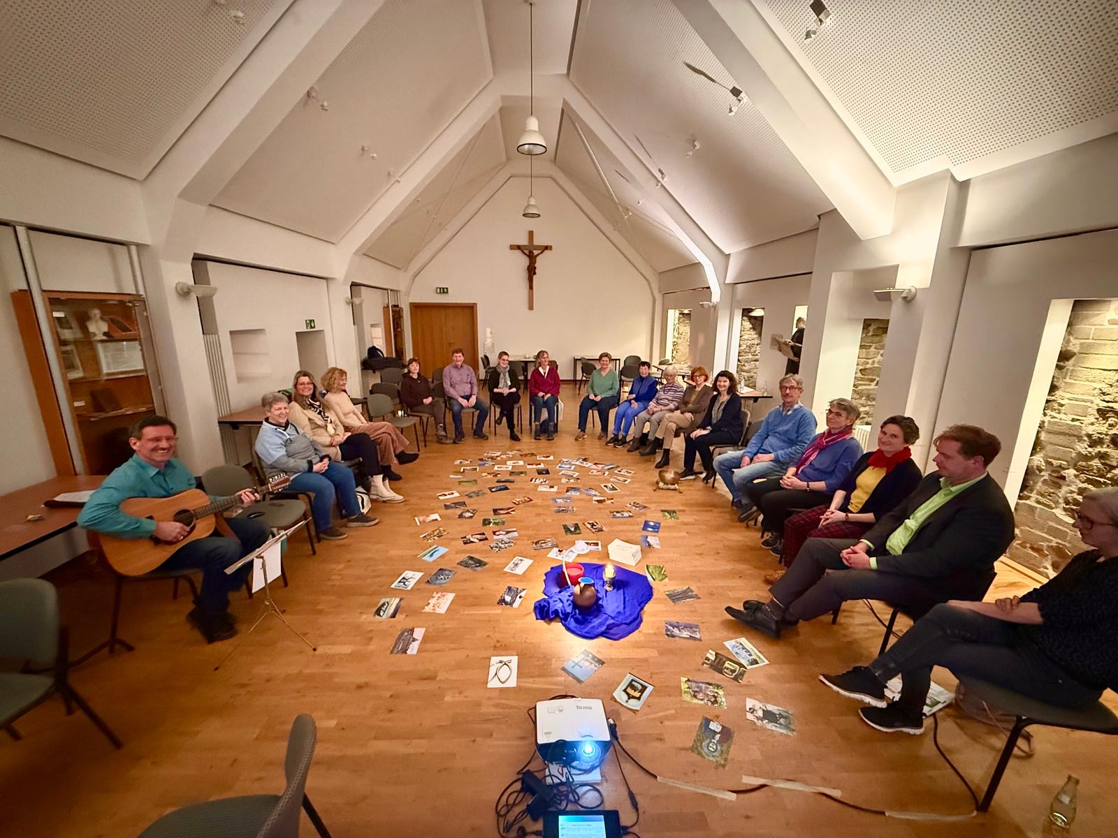 Gemeinsam Exerzitien praktizieren