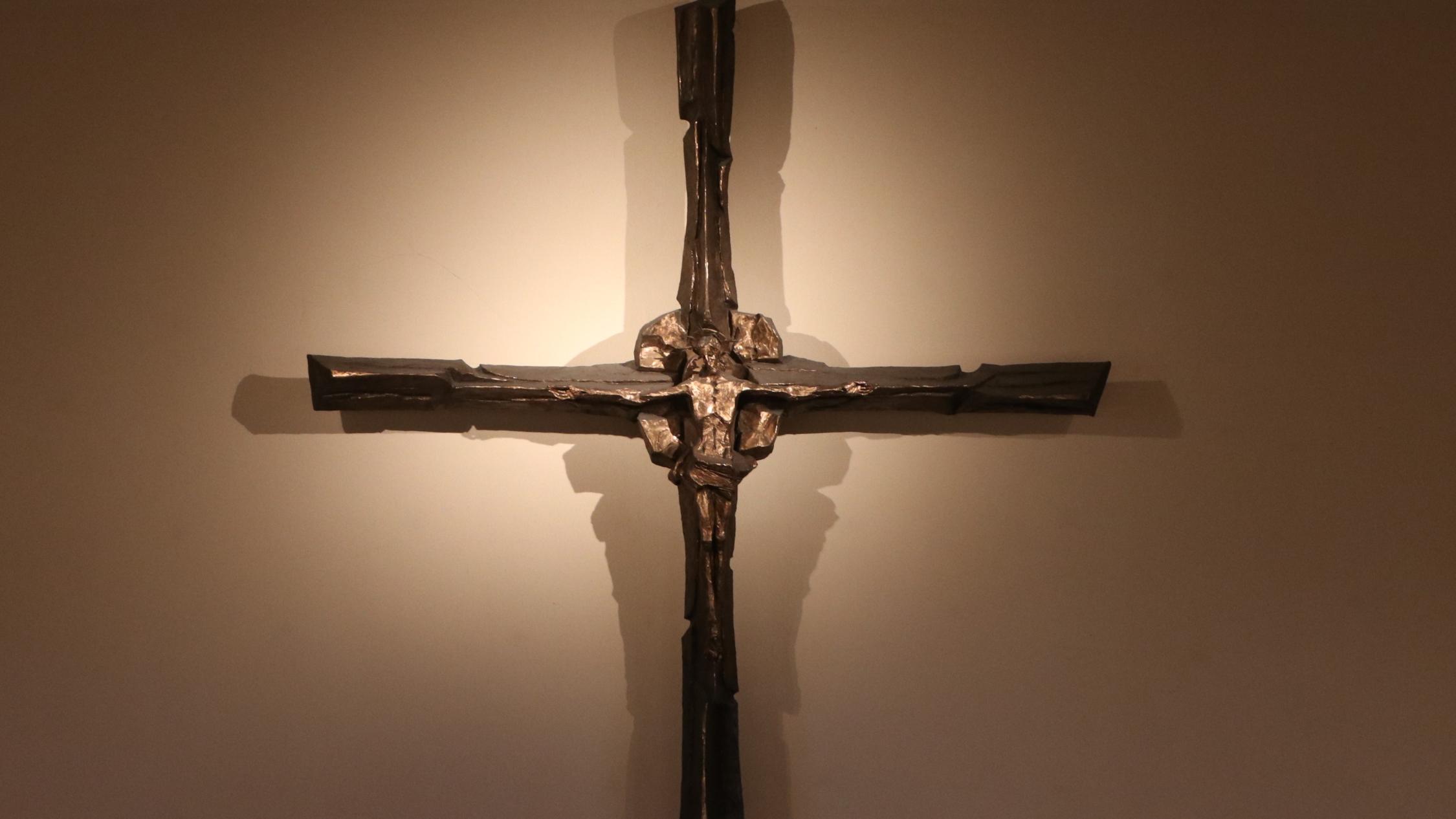 Kreuz in der Pfarrkirche Sankt Joseph